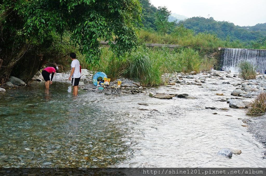 花蓮旅遊景點 米亞丸溪 鯉魚潭周邊親子旅遊景點踏溪戲水 花蓮玩水