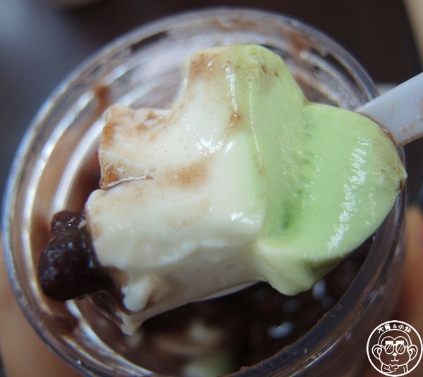 爆料奶酪工作坊：呷飽祙【新北三重･爆料奶酪 奶酪販賣機】投幣甜點風潮吹到三重啦