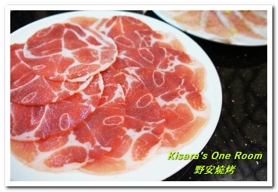 野安燒烤鍋物：公益路燒烤．韓式燒烤加精緻BUFFET吃到飽組合──野安燒烤