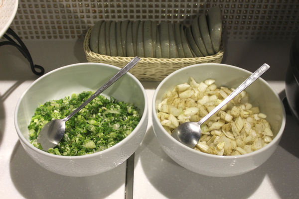 洋蔥丁與蔥花-台中燒烤吃到飽推薦