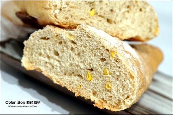 COLOR BOX彩色盒子：【東門站麵包 推薦】日本昭和麵粉/自製天然葡萄種酵母/健康養生 ✿✿ COLOR BOX 彩色盒子 ✿✿