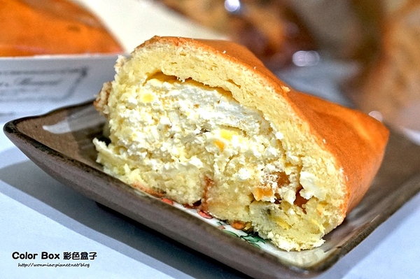 COLOR BOX彩色盒子：【東門站麵包 推薦】日本昭和麵粉/自製天然葡萄種酵母/健康養生 ✿✿ COLOR BOX 彩色盒子 ✿✿