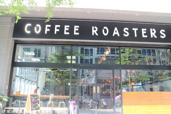 Holly Brown Taiwan：香港知名咖啡廳台灣也吃的到『Holly Brown Taiwan』瘋狂奶昔/內科全日早午餐