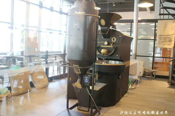 Holly Brown Taiwan：香港知名咖啡廳台灣也吃的到『Holly Brown Taiwan』瘋狂奶昔/內科全日早午餐