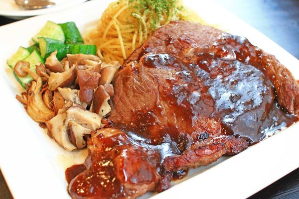 【台北餐廳】Holly Brown Coffee-來自香港超邪惡惡魔奶昔