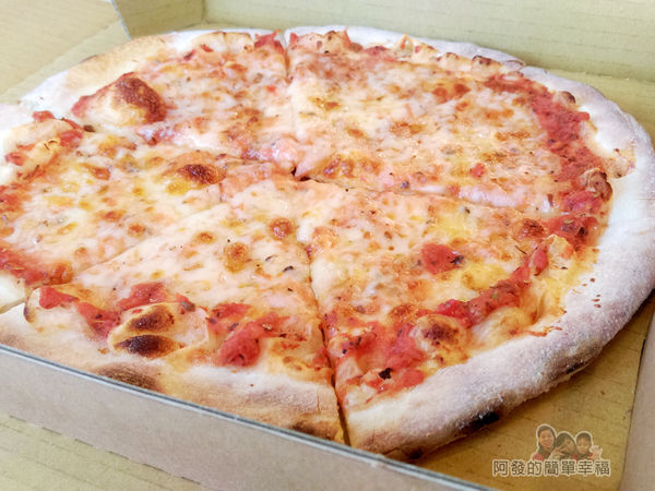 紅鬍子手工窯烤披薩13-莫札瑞拉披薩