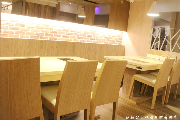 三色堇精緻火鍋：民生社區火鍋『三色堇精緻火鍋』涮涮鍋/近介壽國中