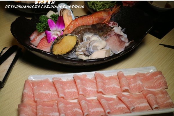 三色堇精緻火鍋：【台北松山區】民生社區火鍋『三色堇精緻火鍋』食材新鮮又美味~