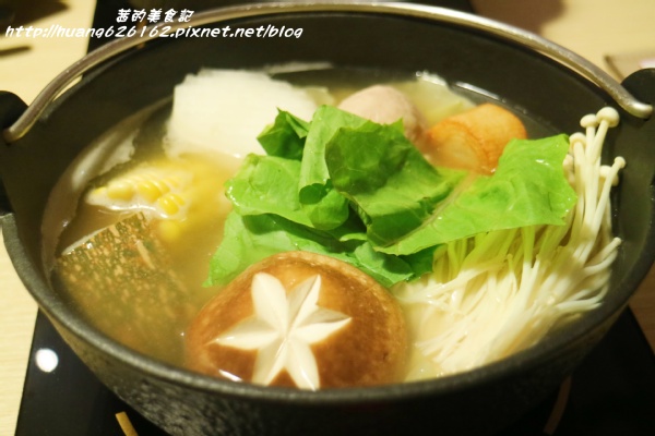 三色堇精緻火鍋：【台北松山區】民生社區火鍋『三色堇精緻火鍋』食材新鮮又美味~