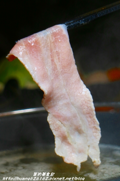 三色堇精緻火鍋：【台北松山區】民生社區火鍋『三色堇精緻火鍋』食材新鮮又美味~