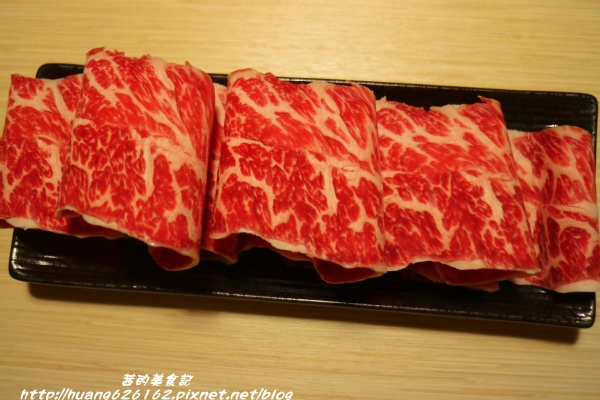 三色堇精緻火鍋：【台北松山區】民生社區火鍋『三色堇精緻火鍋』食材新鮮又美味~