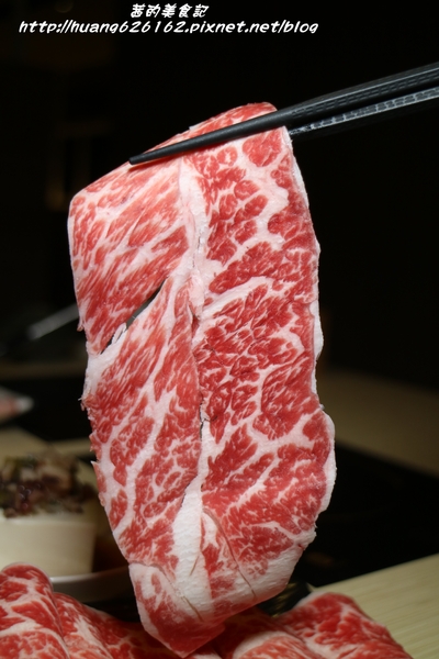 三色堇精緻火鍋：【台北松山區】民生社區火鍋『三色堇精緻火鍋』食材新鮮又美味~