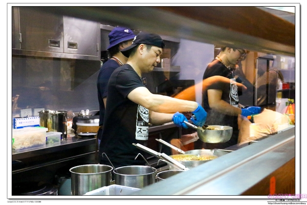 北海道スープカレーGARAKU台灣:北海道人氣排隊名店スープカレーGARAKU 湯咖哩搶先品嚐(台北信義Neo19)