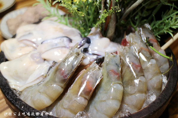 婧 Shabu:新莊頂級火鍋『婧 Shabu』涮涮鍋/白飯無限/大蒜精力湯