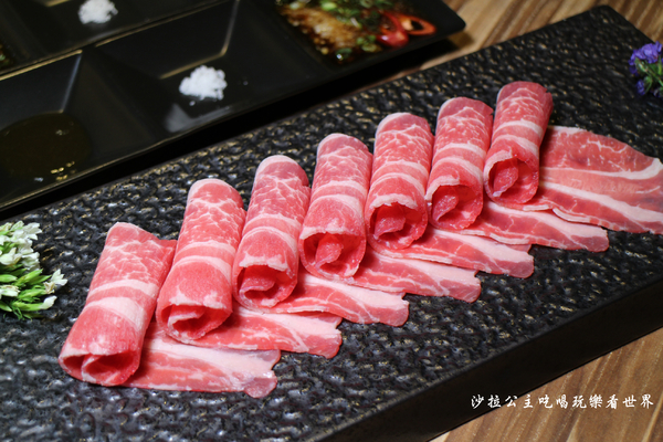 婧 Shabu:新莊頂級火鍋『婧 Shabu』涮涮鍋/白飯無限/大蒜精力湯