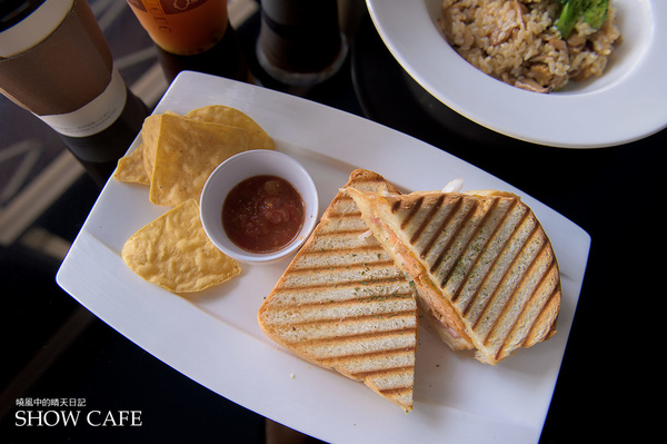 秀咖啡 SHOWCAFE:【愛評體驗團|秀咖啡 SHOWCAFE】在陽光與美食中享受悠閒偽貴婦下午時光