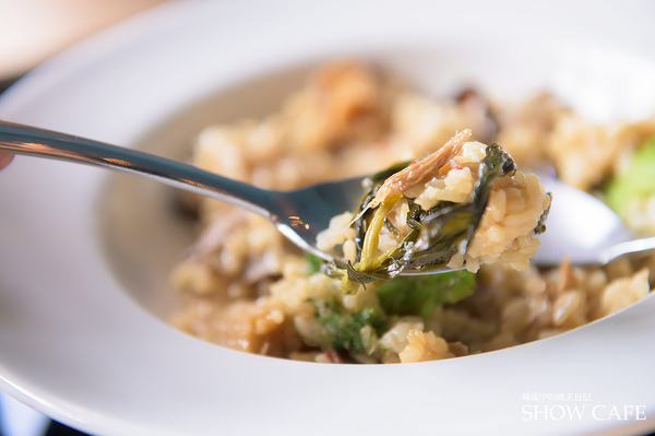 秀咖啡 SHOWCAFE:【愛評體驗團|秀咖啡 SHOWCAFE】在陽光與美食中享受悠閒偽貴婦下午時光