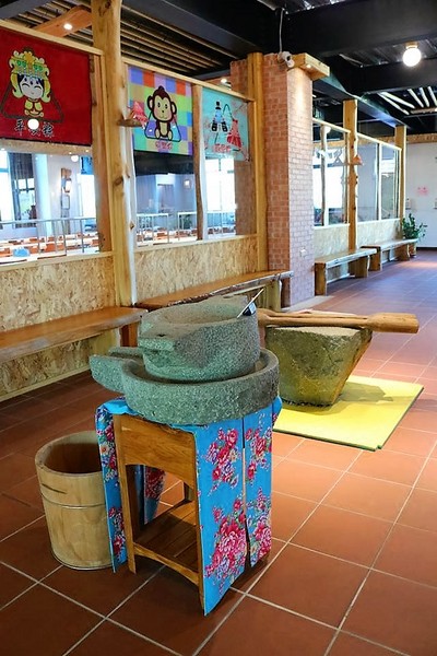 北斗麻糬冰粽發明館:【彰化景點】彰化埤頭北斗麻糬冰粽發明館,傳承三十五年的美味點心,冷藏過的冰粽、麻糬皮更Q更好吃耶