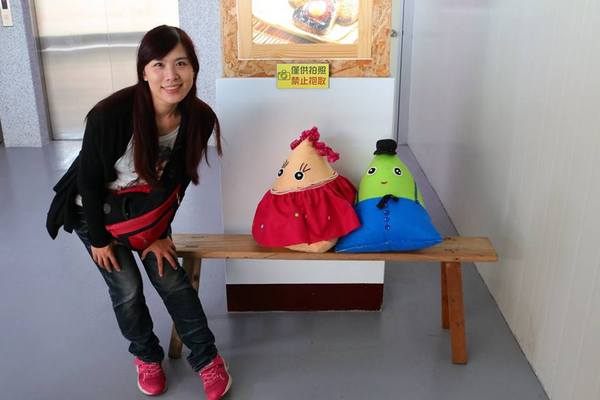 北斗麻糬冰粽發明館:【彰化景點】彰化埤頭北斗麻糬冰粽發明館,傳承三十五年的美味點心,冷藏過的冰粽、麻糬皮更Q更好吃耶