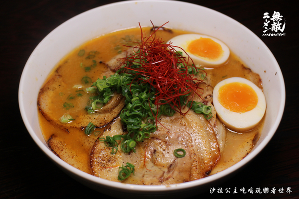 ラーメン無敵 ramenmuteki:三重拉麵免價加麵加飯『ラーメン無敵 ramenmuteki』鳥居/捷運徐匯中學美食
