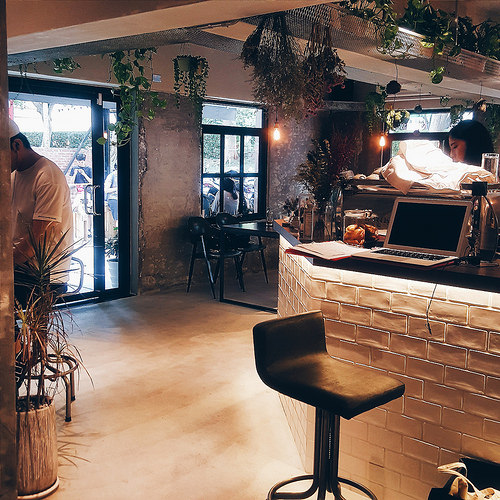 2016-08-22 06.09.58 1