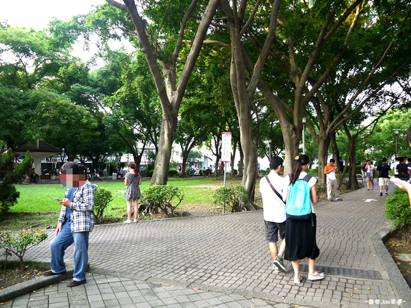 逢甲公園(Fongjia Park)：逢甲公園，小而巧的公園。