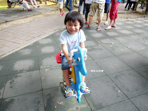 逢甲公園(Fongjia Park)：逢甲公園，小而巧的公園。