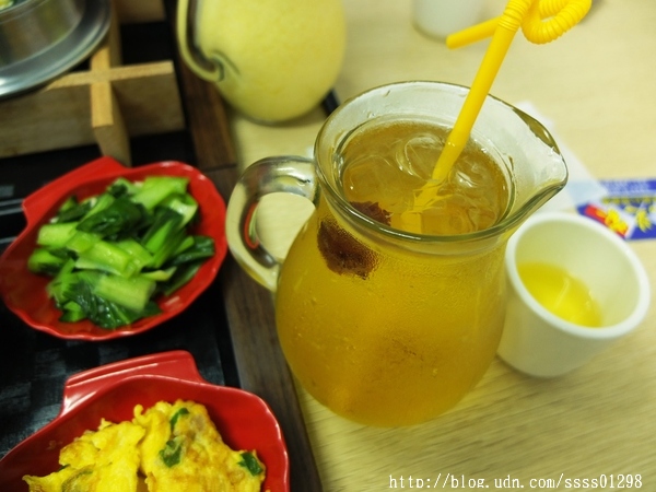 汎芝家 異國料理簡餐：【愛評口碑券】汎芝家-義國料理簡餐。幸福手作料理 平價簡餐份量十足 符合學生族群的用餐需求