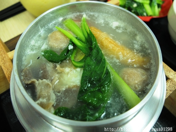 汎芝家 異國料理簡餐：【愛評口碑券】汎芝家-義國料理簡餐。幸福手作料理 平價簡餐份量十足 符合學生族群的用餐需求