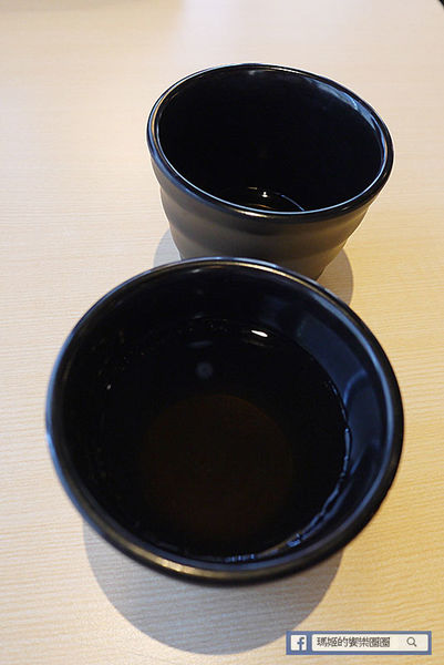 伊太郎拉麵(內湖店):◆台北內湖美食【伊太郎拉麵內湖店】九州久留米豚骨拉麵!和風炸雞好Juice!帶骨德式香腸好風味!拉麵同品項第二件六折!內湖大潤發拉麵。九州拉麵。日本拉麵