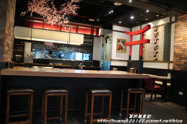 伊太郎拉麵(內湖店):【台北內湖區】台灣唯一久留米回籠湯真傳『伊太郎拉麵』強力推薦 九州地獄拉麵/內湖大潤發拉麵