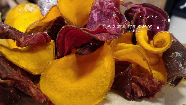 Heynuts Café 好堅果：[台中♥西區 ]Heynuts Café 好堅果。燉鍋料理+老娘鹹五花 (愛評體驗團)