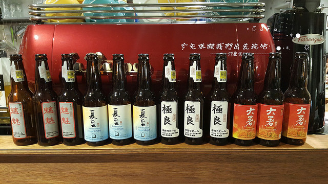 Heynuts Café 好堅果：[台中♥西區 ]Heynuts Café 好堅果。燉鍋料理+老娘鹹五花 (愛評體驗團)