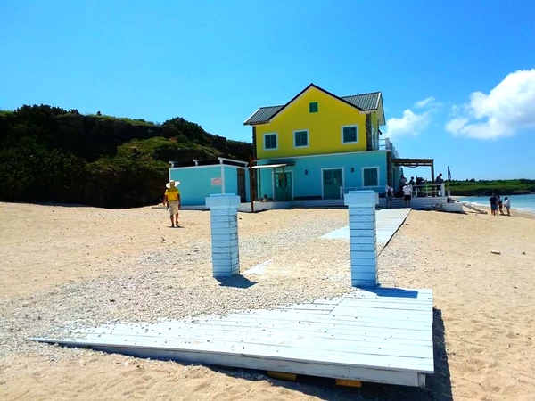 北海遊客中心:【澎湖景點】澎湖北海遊客中心~熱帶島嶼風情的赤崁木棧道無敵海景~一起落跑吧愛情