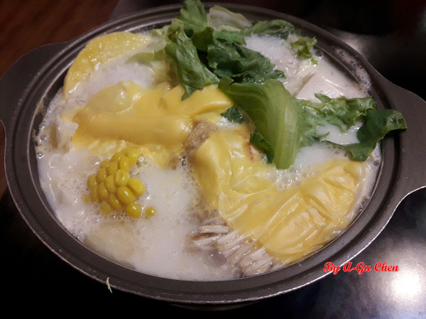 津華香香鍋-永大店:【臺南Ω永康區】津華香香鍋(永大店)。平價小火鍋,白飯飲料吃到飽,單點項目量多價廉