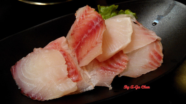 津華香香鍋-永大店:【臺南Ω永康區】津華香香鍋(永大店)。平價小火鍋,白飯飲料吃到飽,單點項目量多價廉