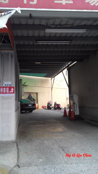 津華香香鍋-永大店:【臺南Ω永康區】津華香香鍋(永大店)。平價小火鍋,白飯飲料吃到飽,單點項目量多價廉