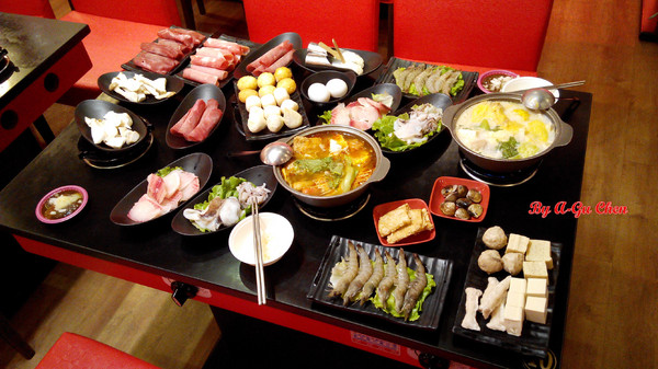 津華香香鍋-永大店:【臺南Ω永康區】津華香香鍋(永大店)。平價小火鍋,白飯飲料吃到飽,單點項目量多價廉