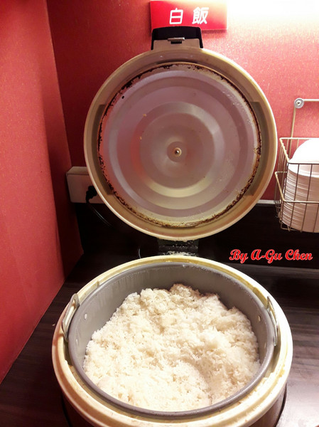 津華香香鍋-永大店:【臺南Ω永康區】津華香香鍋(永大店)。平價小火鍋,白飯飲料吃到飽,單點項目量多價廉