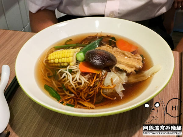 【桃園素食】咖啡樹 Coffe tree 複合式餐飲-超越佛心,老闆根本沒在算成本吧.平價素食/桃園永安路美食/純素/奶素/手沖咖啡