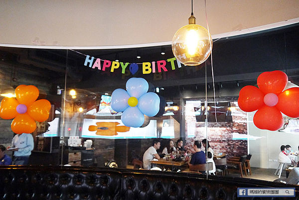 Fun Breeze 親子餐廳:◆台北內湖。捷運文德站【FUN BREEZE放風親子餐廳】內湖親子餐廳。超大遊戲室。友善親子好場所。生日派對。包場包棟