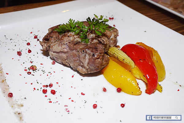 Fun Breeze 親子餐廳:◆台北內湖。捷運文德站【FUN BREEZE放風親子餐廳】內湖親子餐廳。超大遊戲室。友善親子好場所。生日派對。包場包棟