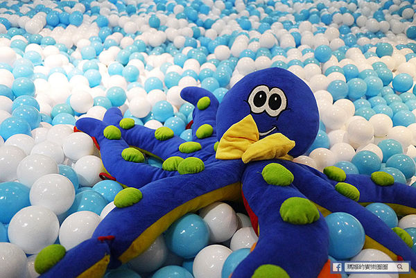 Fun Breeze 親子餐廳:◆台北內湖。捷運文德站【FUN BREEZE放風親子餐廳】內湖親子餐廳。超大遊戲室。友善親子好場所。生日派對。包場包棟