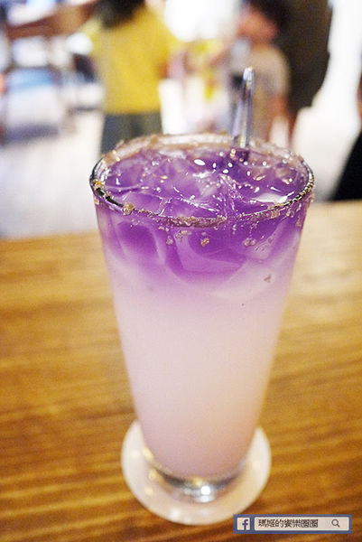 Fun Breeze 親子餐廳:◆台北內湖。捷運文德站【FUN BREEZE放風親子餐廳】內湖親子餐廳。超大遊戲室。友善親子好場所。生日派對。包場包棟