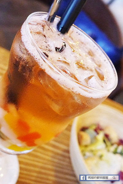 Fun Breeze 親子餐廳:◆台北內湖。捷運文德站【FUN BREEZE放風親子餐廳】內湖親子餐廳。超大遊戲室。友善親子好場所。生日派對。包場包棟