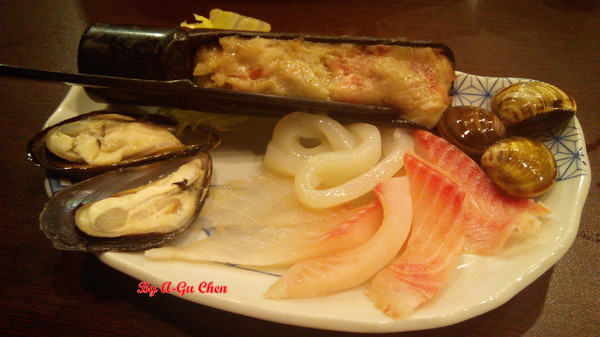 MISO樂坐屋:【臺南Ω中西區】樂坐屋。平價且分量多的居家日式料理