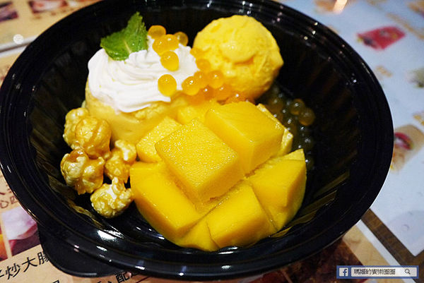 Superstars Mango:◆台北中山。捷運中山站【Superstars Mango】夏天就要芒果冰!航海王隨身杯帶著走!超好吃芒果冰淇淋菠蘿包!中山站冰品。欣欣秀泰影城商圈美食