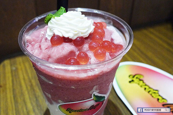 Superstars Mango:◆台北中山。捷運中山站【Superstars Mango】夏天就要芒果冰!航海王隨身杯帶著走!超好吃芒果冰淇淋菠蘿包!中山站冰品。欣欣秀泰影城商圈美食