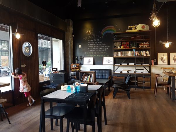 【新竹/東區】水工鳥人文咖啡館