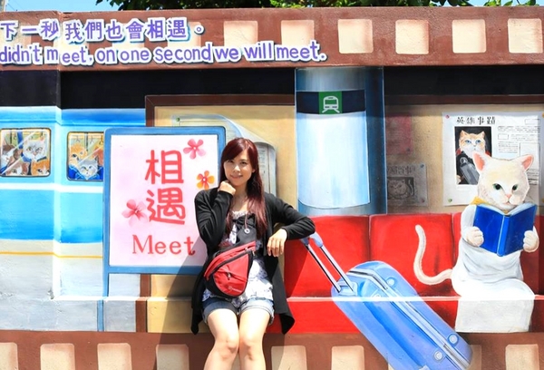 嘉義布新國小喵星人愛情故事彩繪牆：【嘉義景點】喵星人來勢洶洶大舉入侵嘉義布新國小!!首波浪漫故事席捲而來